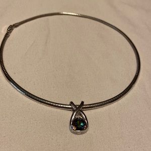 Sliver single pendant necklace